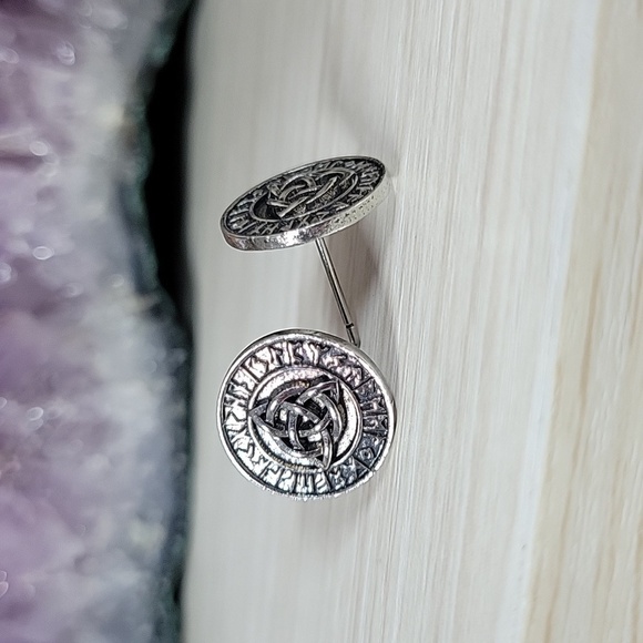 VIKING RUNE MEDALLION STUD EARRINGS - Picture 5 of 7